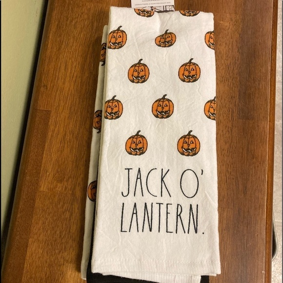 NWT RAE DUNN TRICK OR TREAT JACK-O-LANTERN SET OF 3 KITCHEN TOWELS - Picture 2 of 6